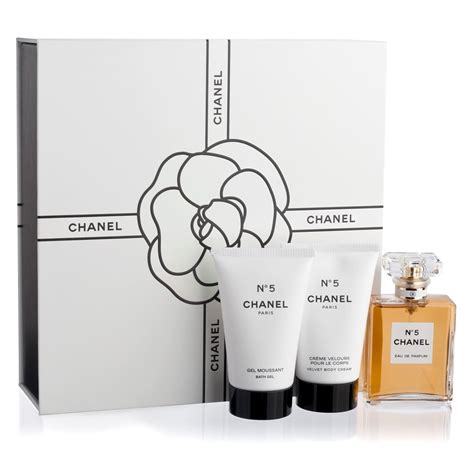 chanel n5 macy& 39|Chanel no 5 gift pack.